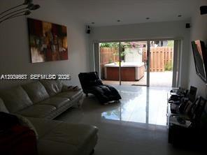546 NE 199th Ln # 4W — Photo 2