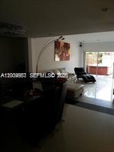 546 NE 199th Ln # 4W — Photo 3