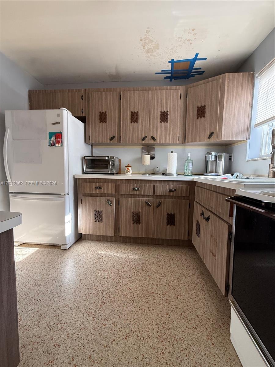 399 W 12th St, Hialeah FL 33010