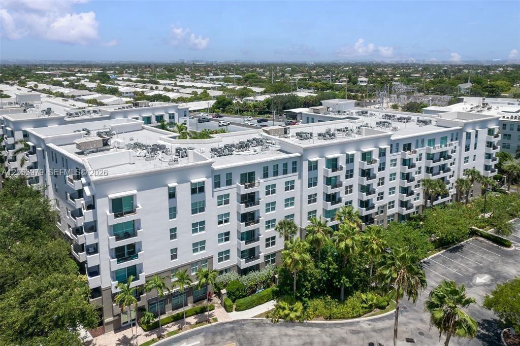 2421 NE 65th St # 217, Fort Lauderdale FL 33308