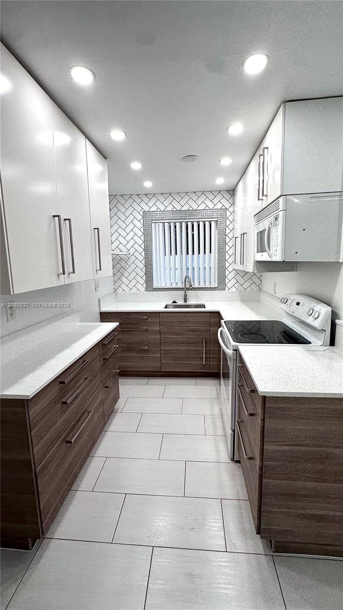 2415 Thomas st # B — Photo 5