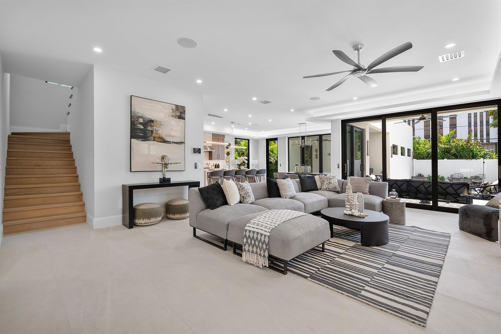 006-725Southeast4thAvenue-DelrayBeach-FL