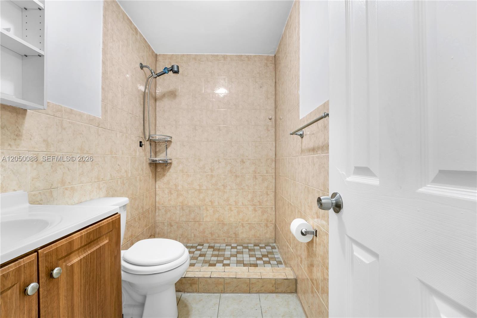 1305 W 53rd St # 420 View 14