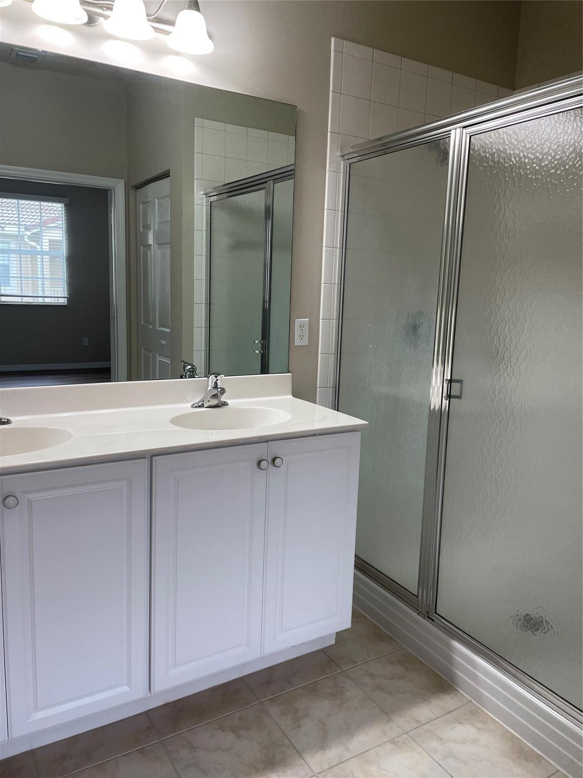 9076 Preston Place — Photo 3