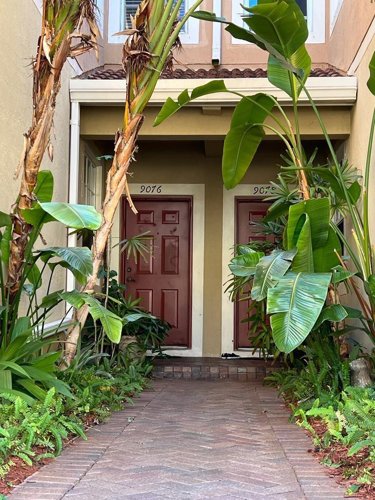 9076 Preston Place — Photo 2