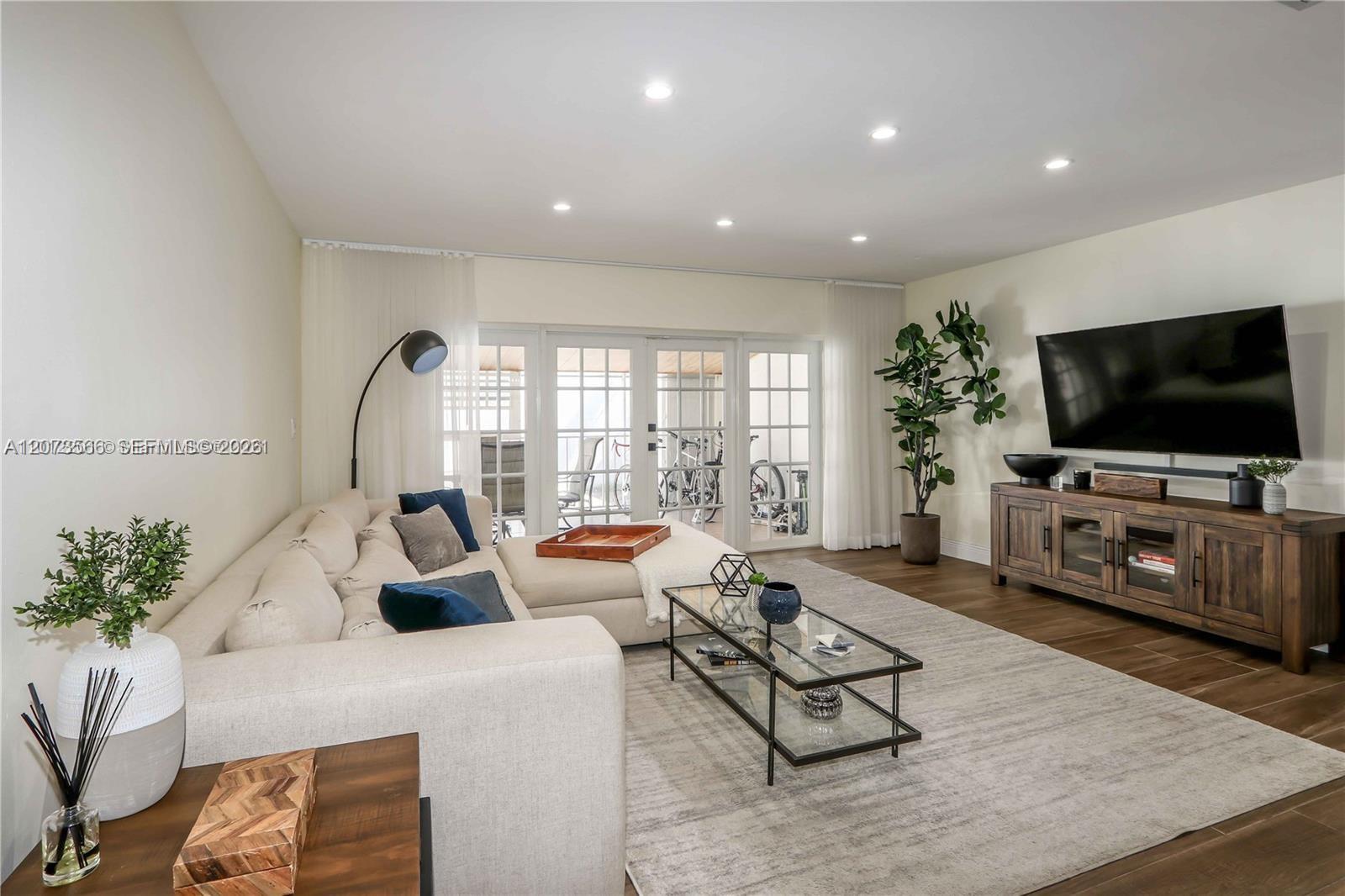 16509 Fox Den Ct — Photo 3