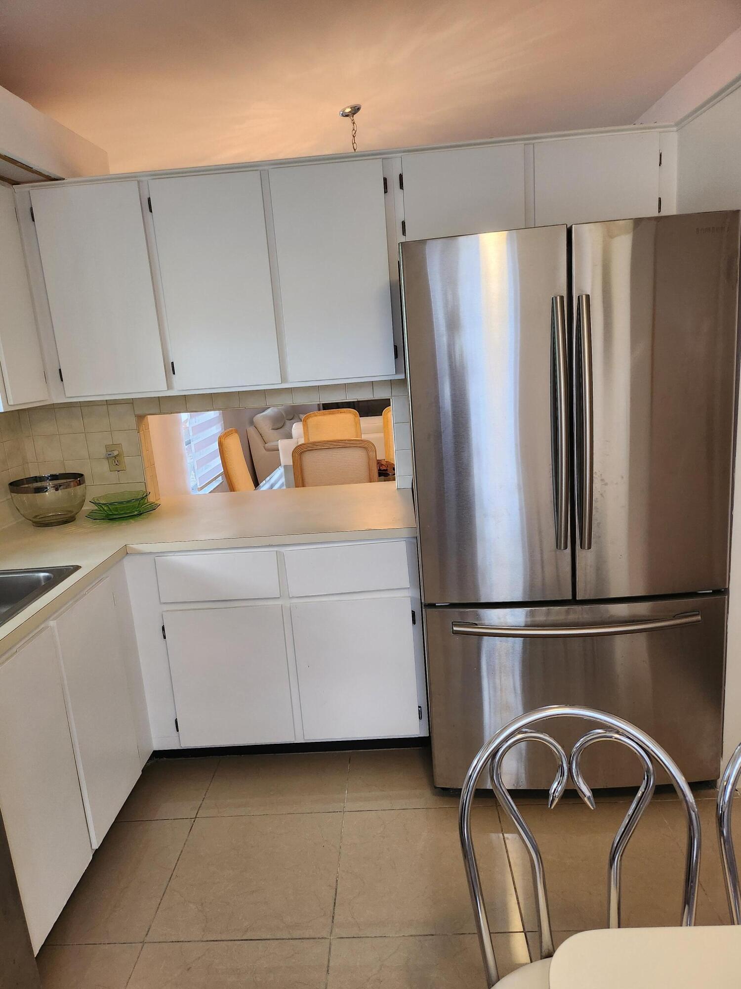 8934 SUNNYWOOD Place — Photo 4