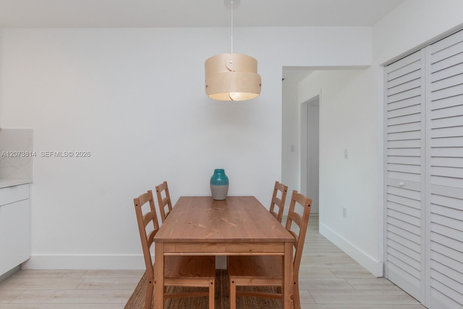 6509 NE 5th Ave — Photo 4