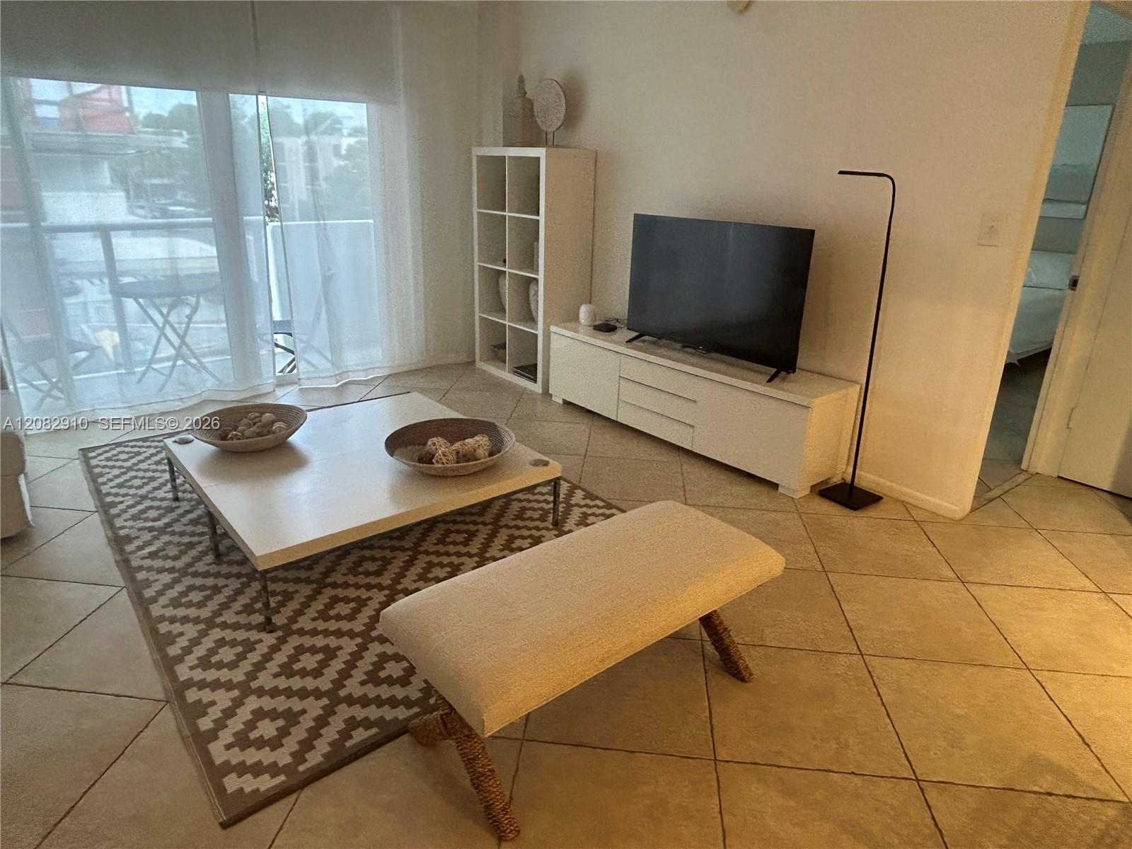 9195 Collins Ave # 414 — Photo 2