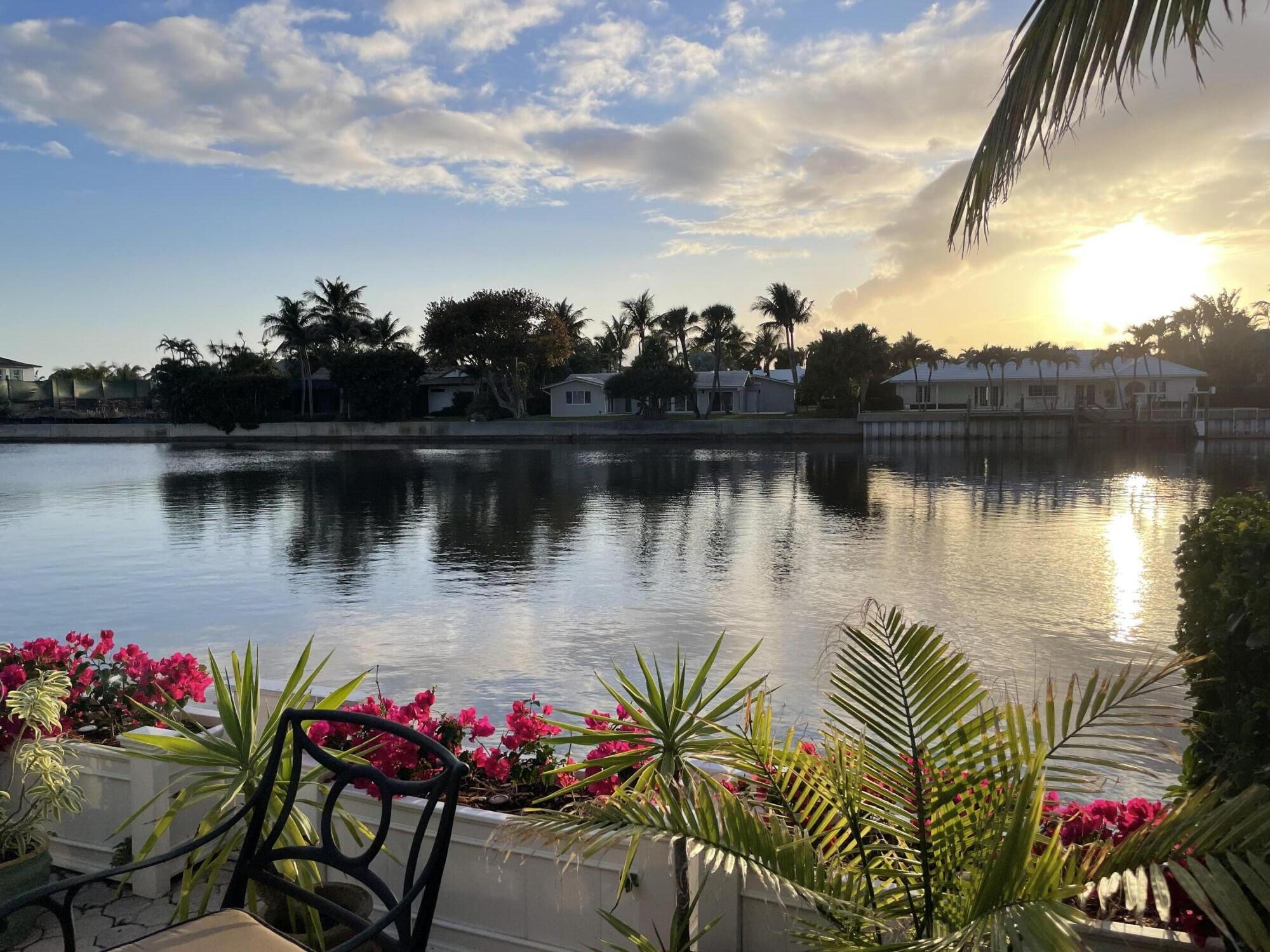2272 S Ocean Boulevard # T6, Palm Beach FL 33480