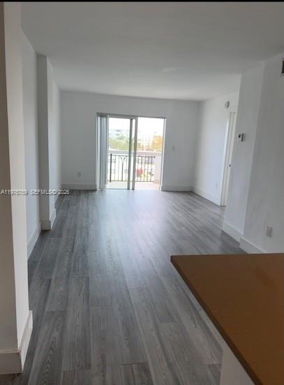 8101 Crespi Blvd # 504 — Photo 5