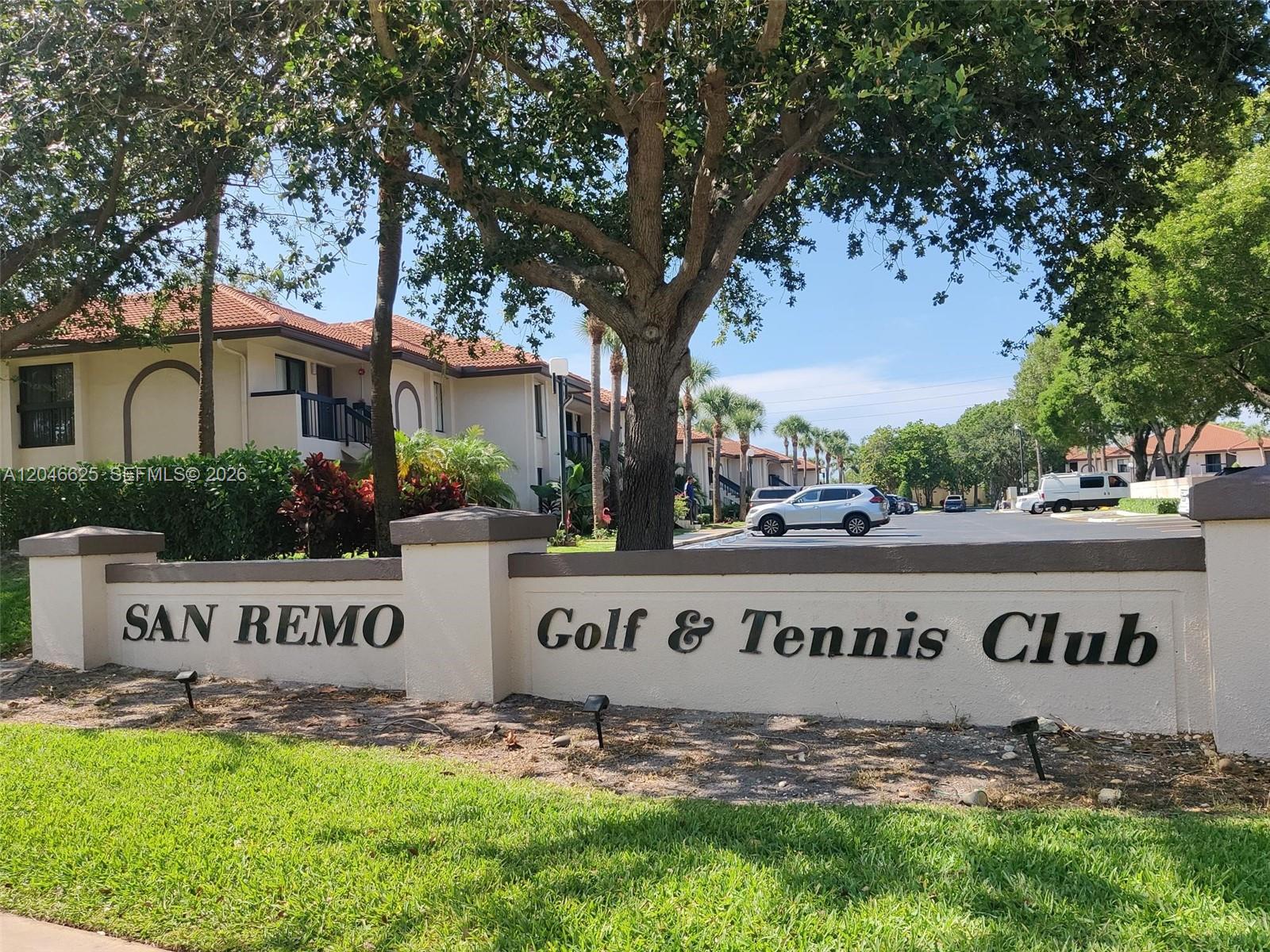 300 E Club Cir # 108, Boca Raton FL 33487