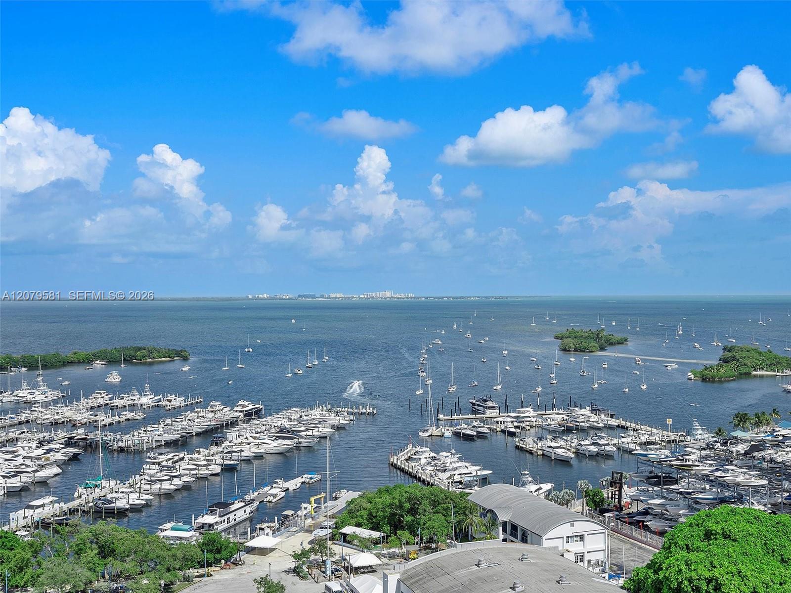 2627 S Bayshore Dr # 2106 — Photo 2