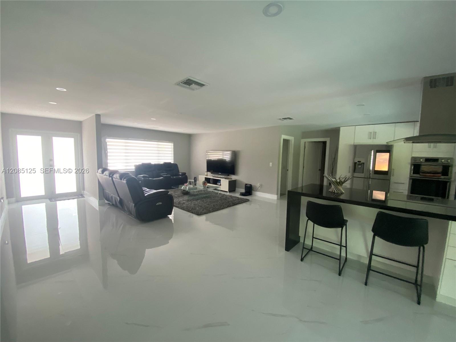7010 SW 144th Pl # 7010 — Photo 4