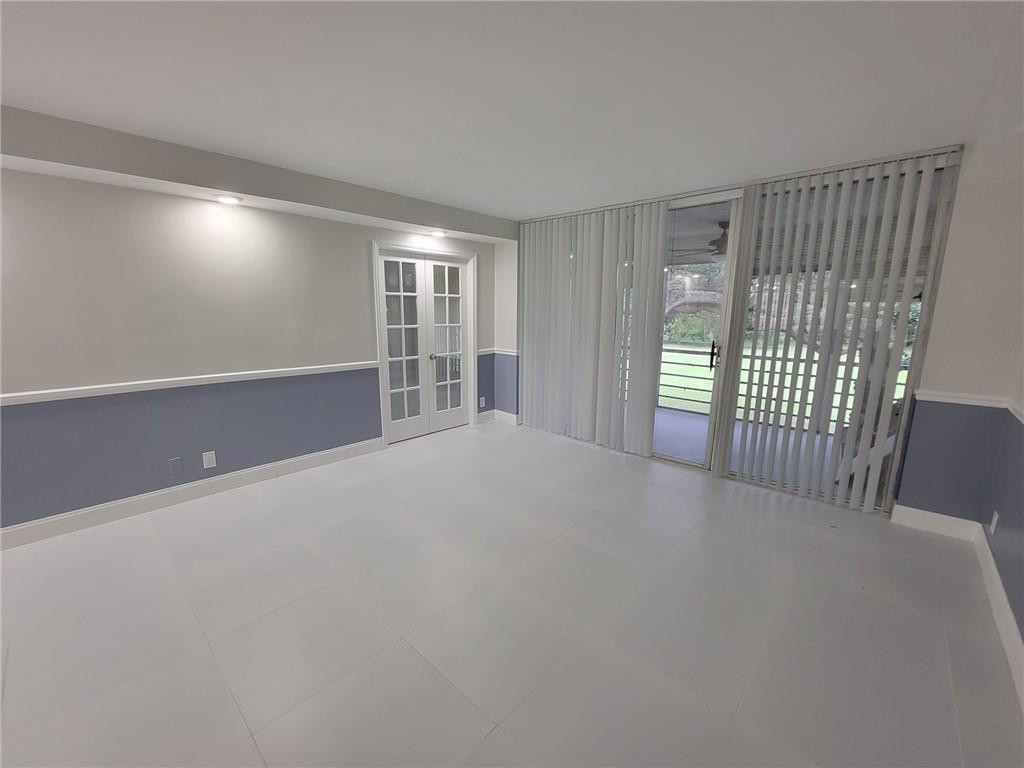800 E CYPRESS Lane # 202, Pompano Beach FL 33069