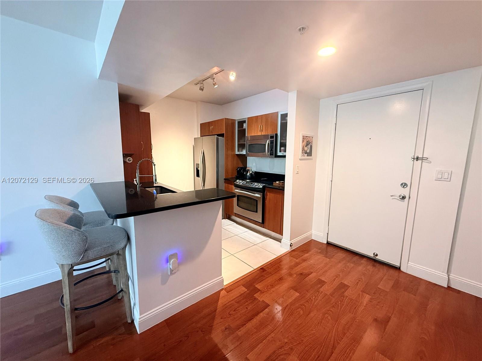 2775 NE 187th St # 313 — Photo 2