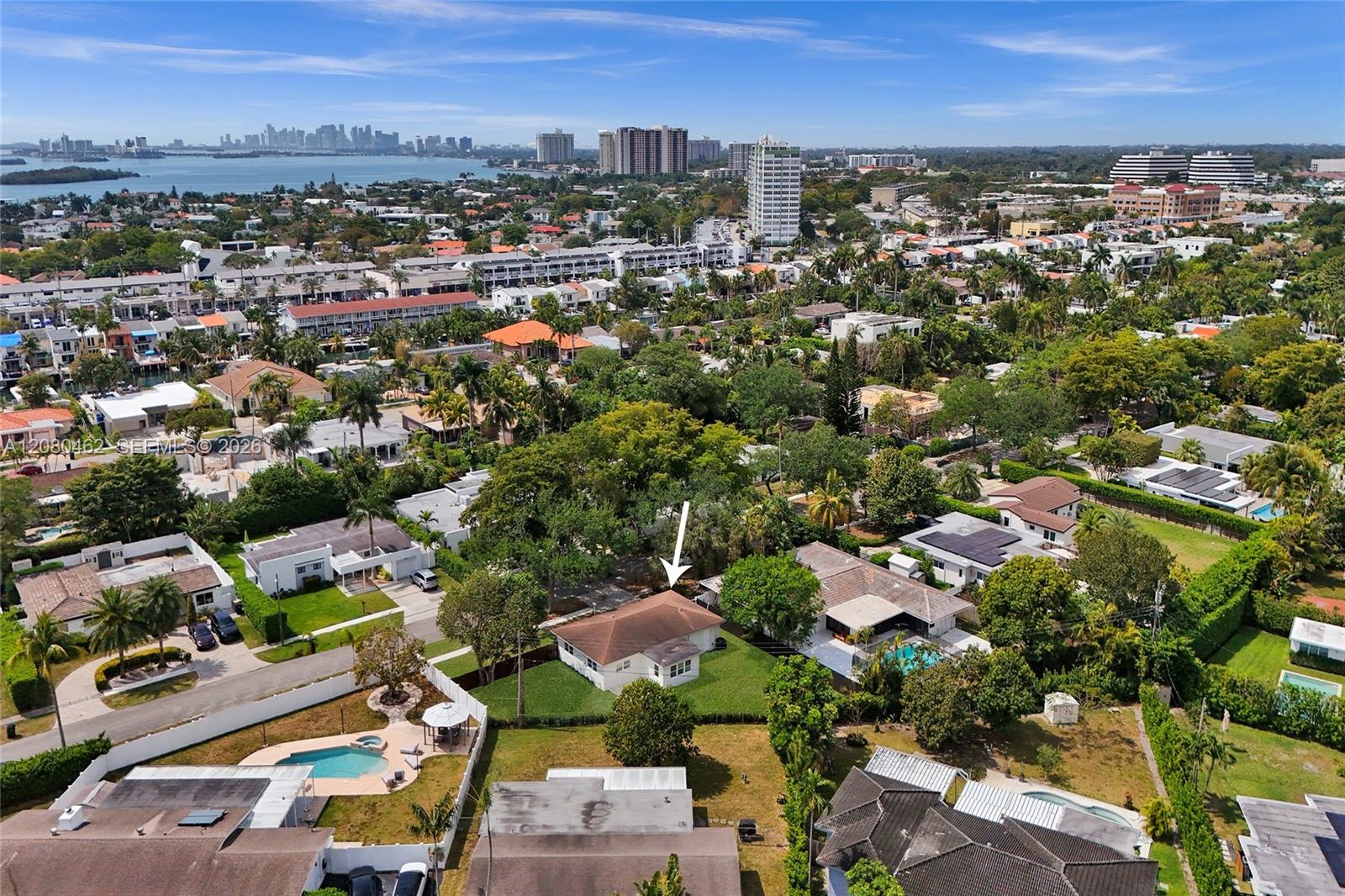 2125 Alamanda Dr — Photo 4