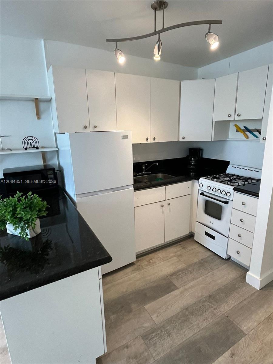 710 Washington Ave # 322 — Photo 3