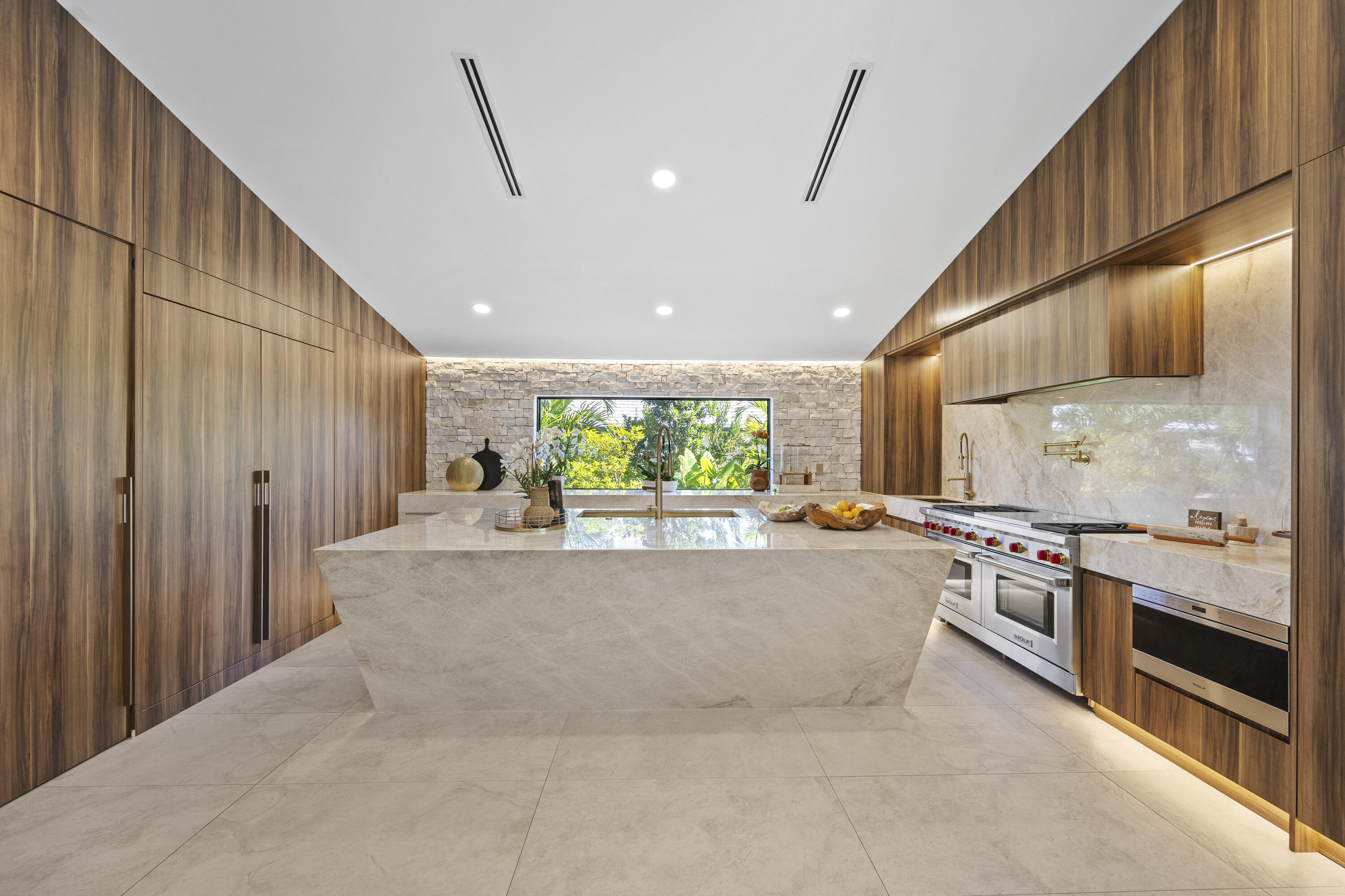 10290 Silver Lake Drive — Photo 3