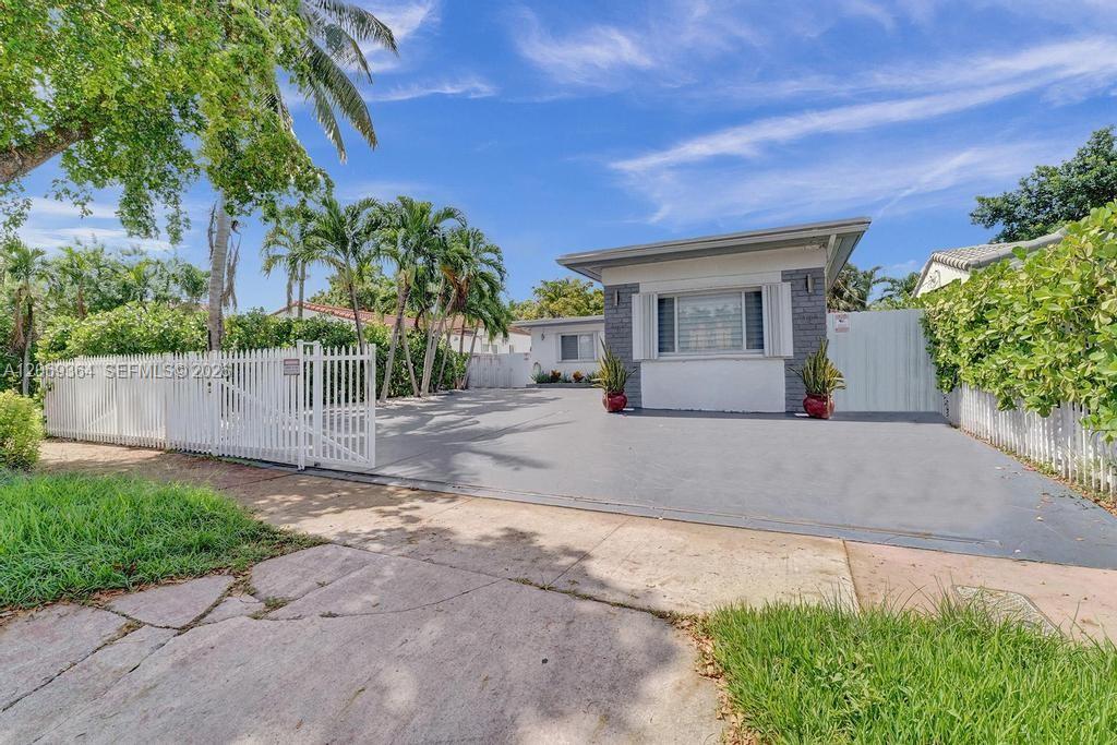 1750 71st St View 5