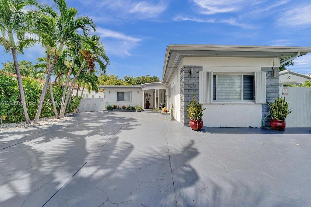 1750 71st St View 6