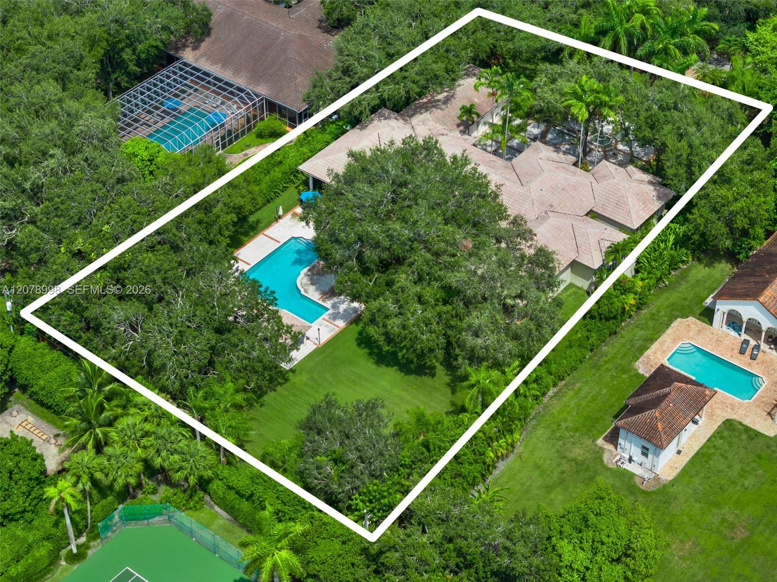 8430 SW 98th St, Miami FL 33156