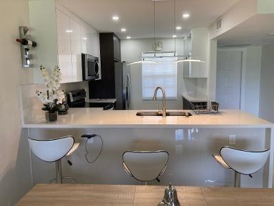 565 OAKS Lane # 305, Pompano Beach FL 33069