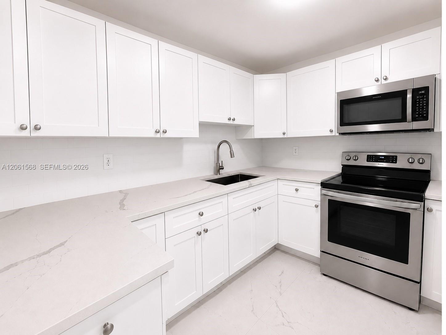4341 Riverside Dr — Photo 4