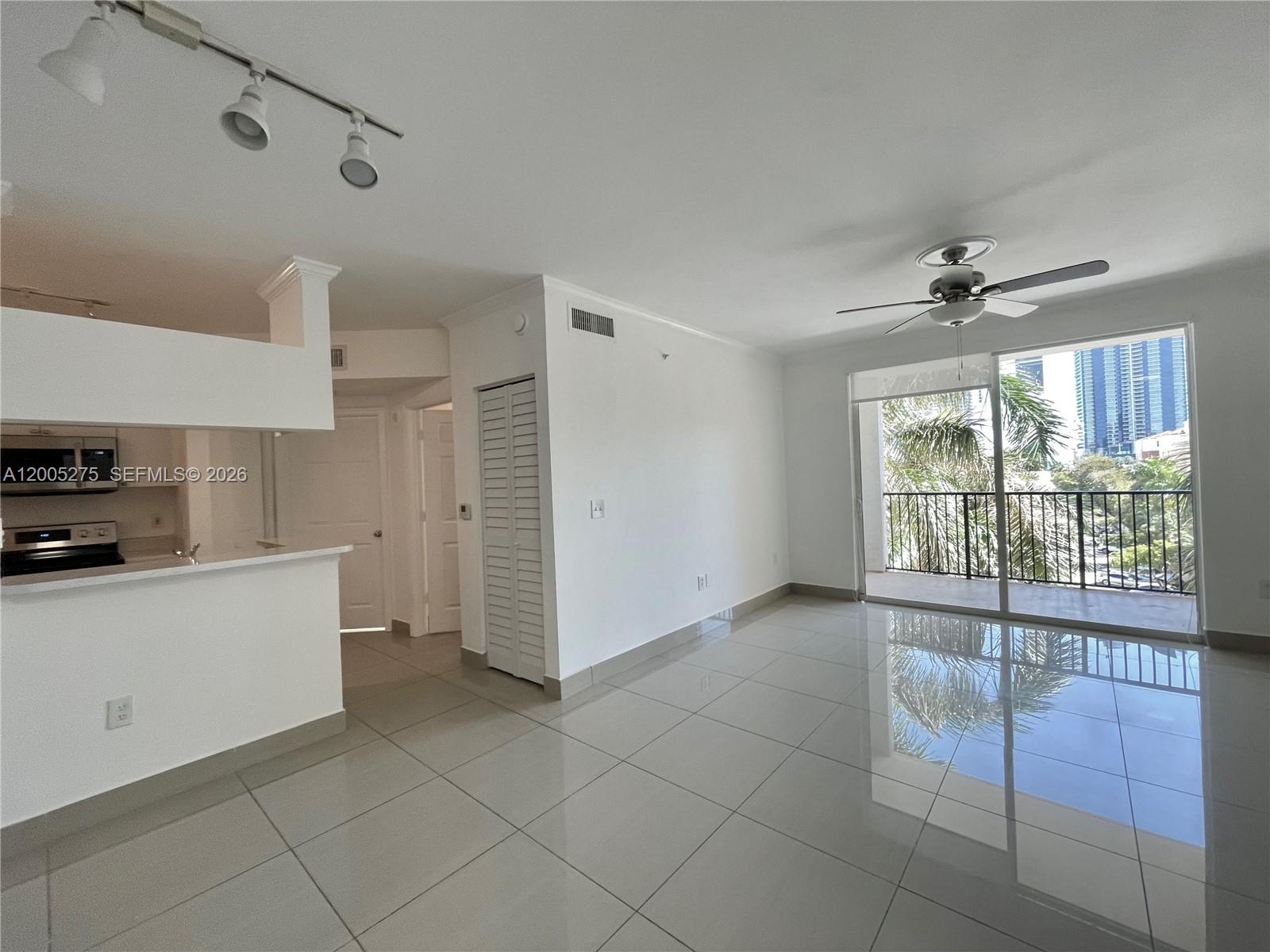 17100 N Bay Rd # 1517, Sunny Isles Beach FL 33160