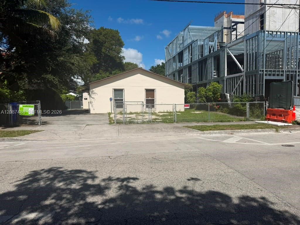 3312 NW 5th Ave — Photo 3