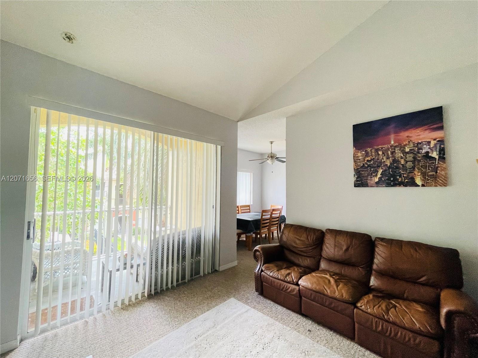 7085 Nova Dr # 318 — Photo 3