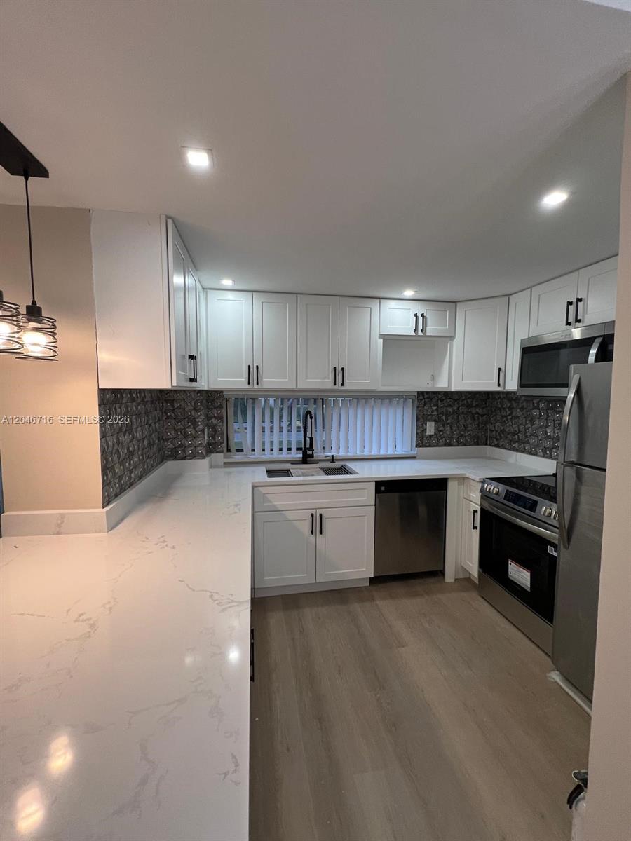 17021 N Bay Rd # 124, Sunny Isles Beach FL 33160