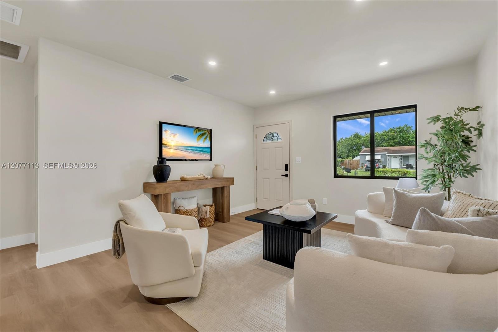 2651 Fletcher Ct — Photo 4