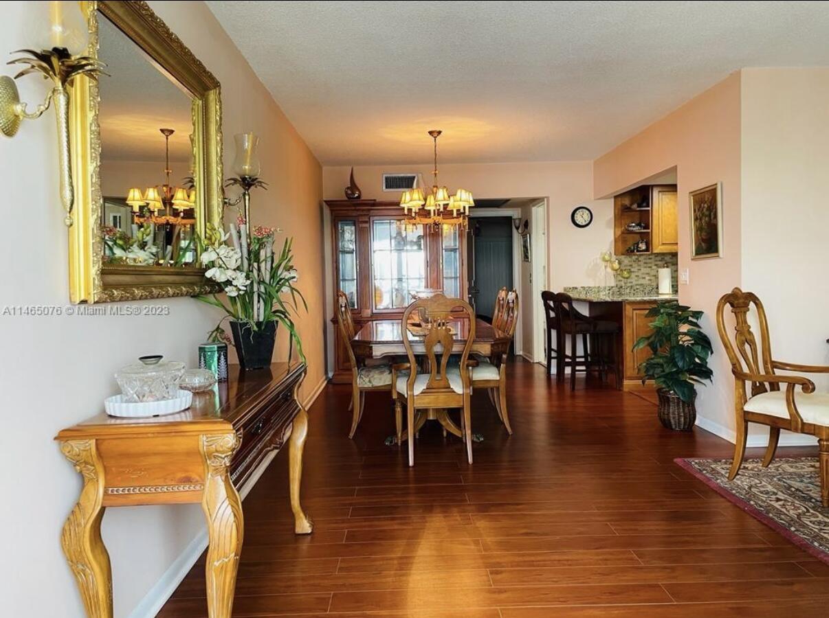 308 Wellington D, West Palm Beach FL 33417