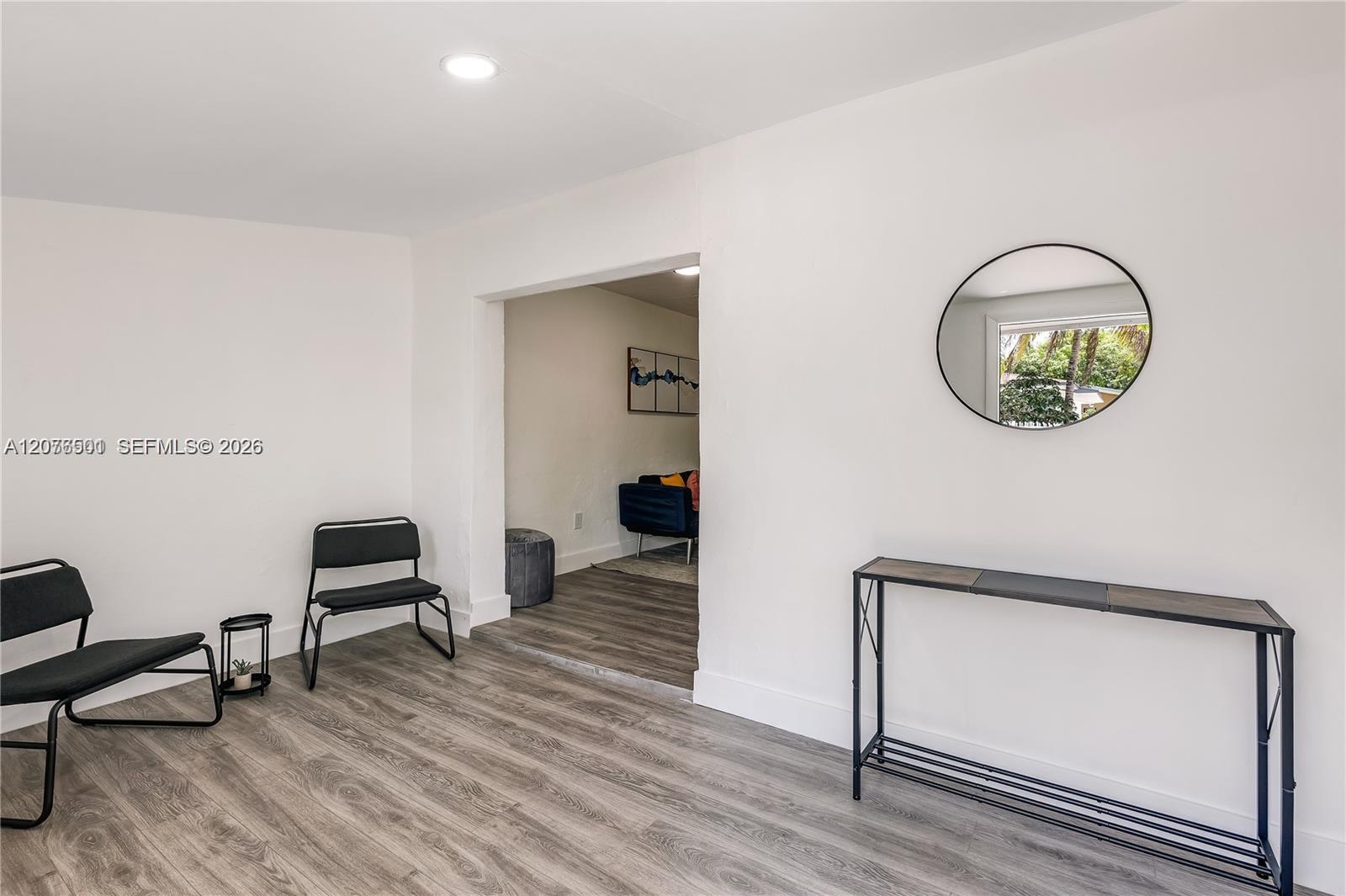 327 NE 55th St # FURNISHED — Photo 3