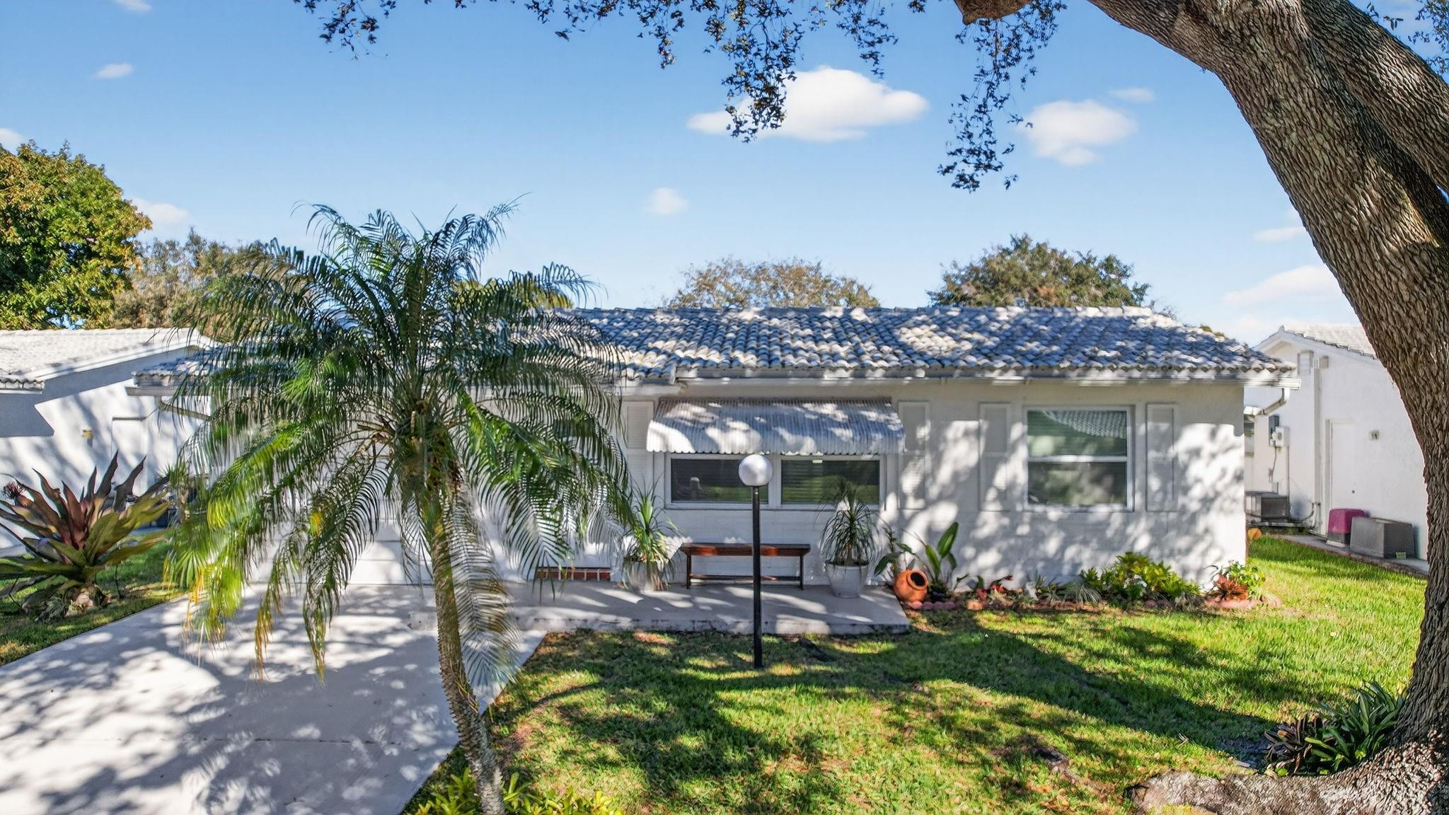 8845 NW 14th Street, Plantation FL 33322