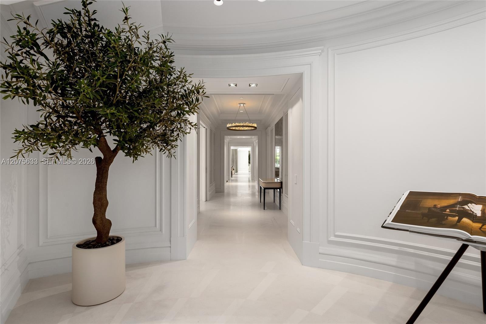 17975 Collins Ave # 02 — Photo 3