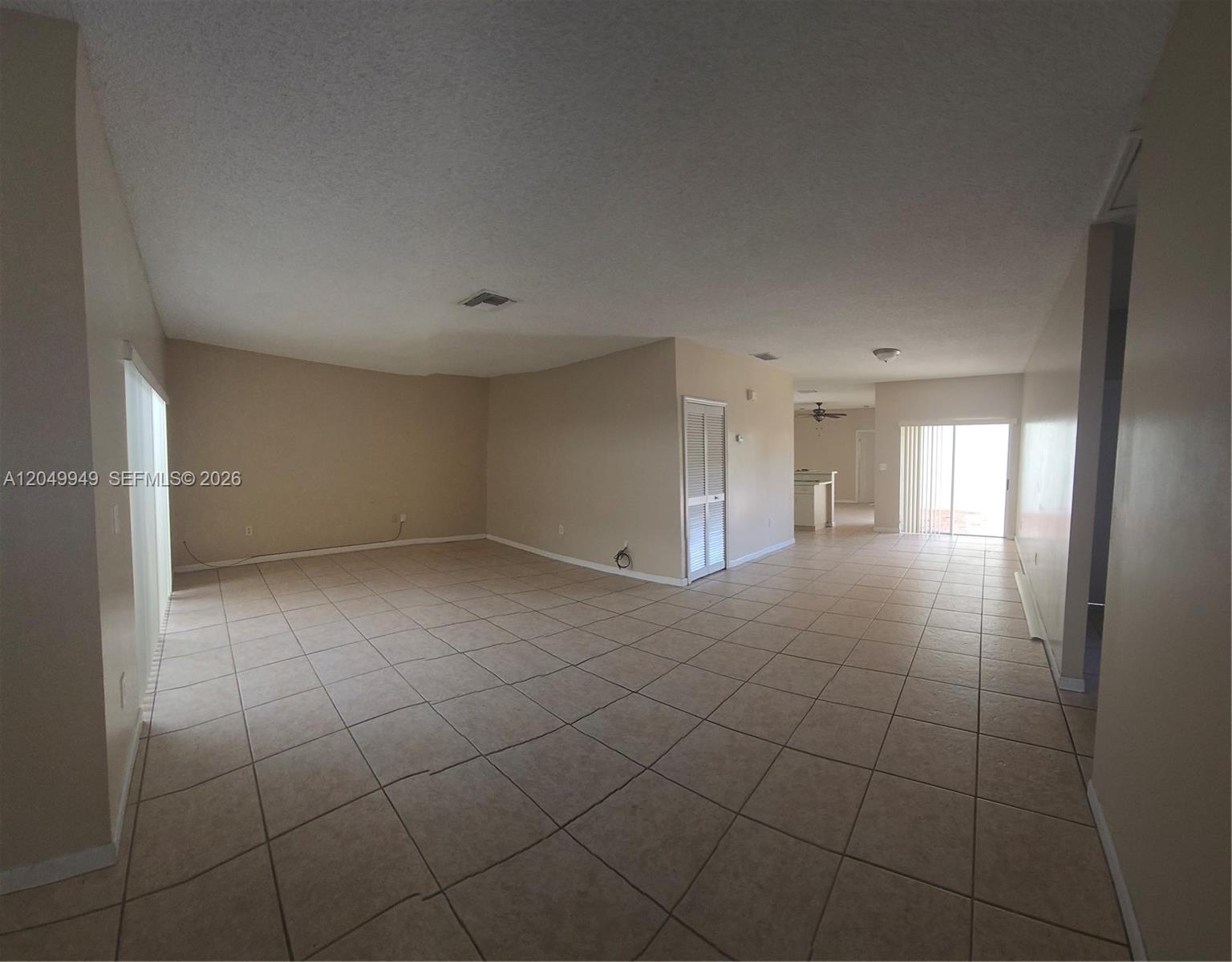 14236 SW 148th Ave — Photo 5