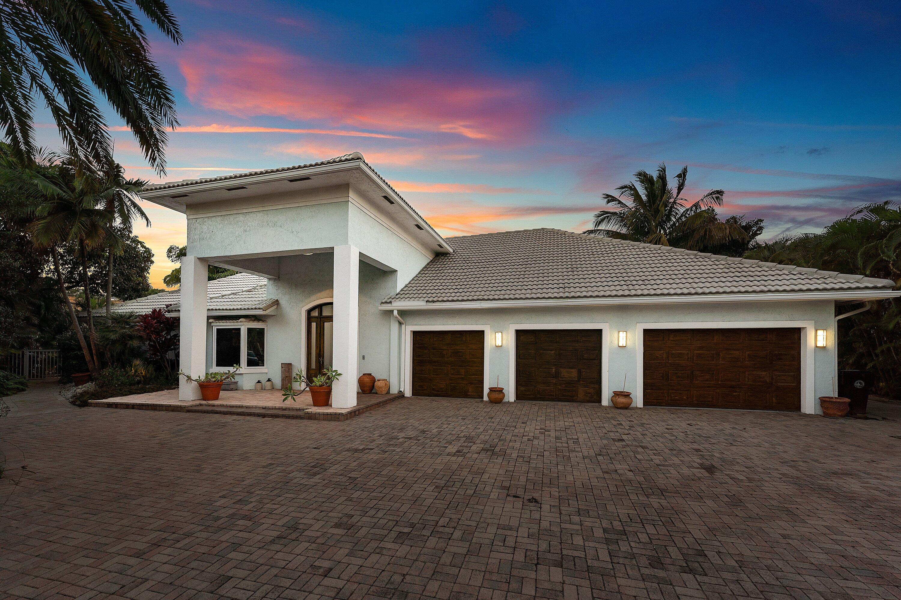 2311 NE 47th Street, Lighthouse Point FL 33064