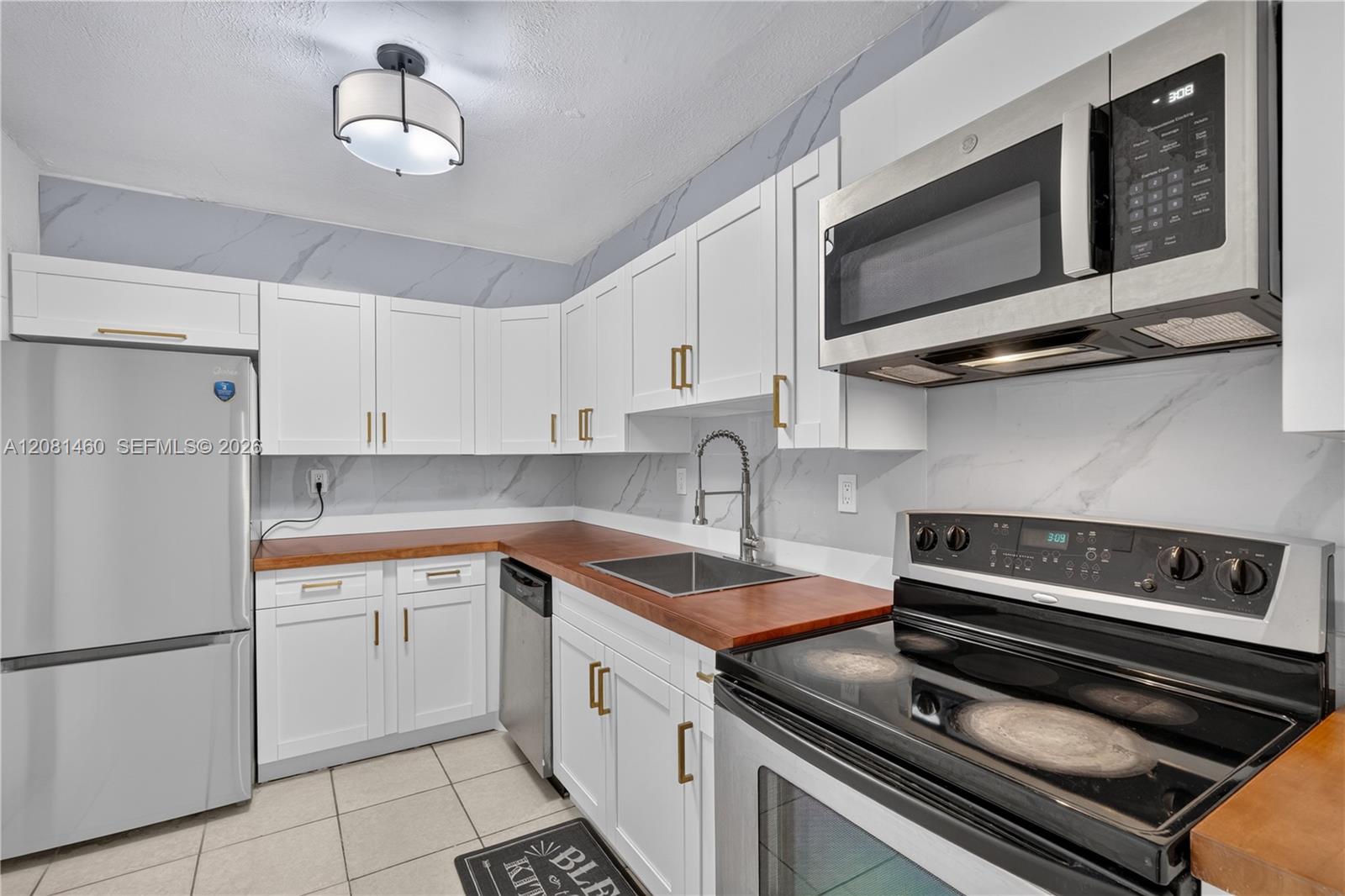 14013 SW 90th Ave # 107D — Photo 3