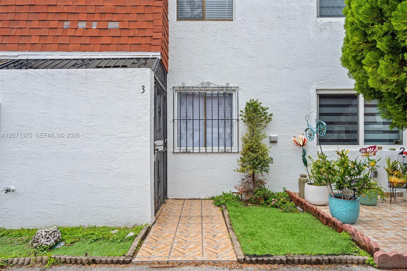 319 NW 109th Ave # 3B — Photo 3