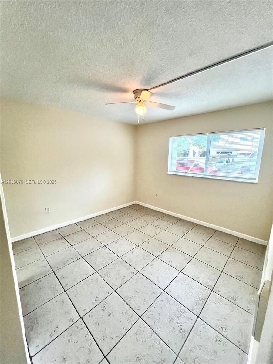7626 NE 6th Ct # 1 — Photo 5