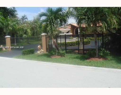 12425 SW 43rd St — Photo 3