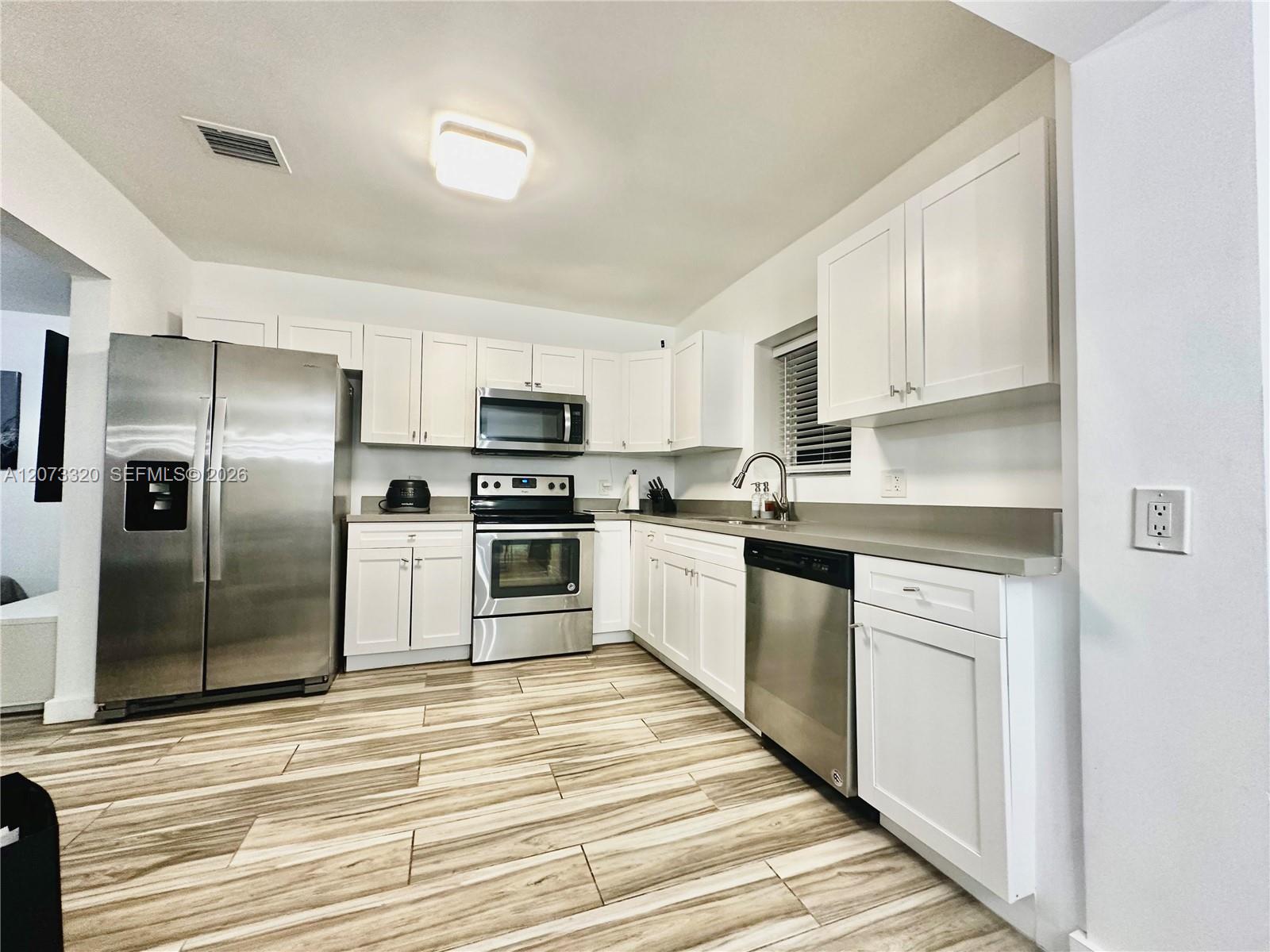 34 Allen Rd — Photo 3