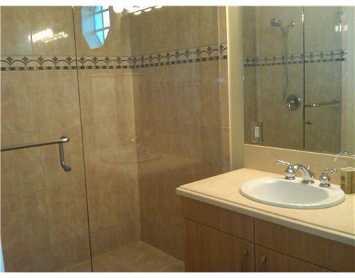 29 NE 24TH Avenue # 29 — Photo 4