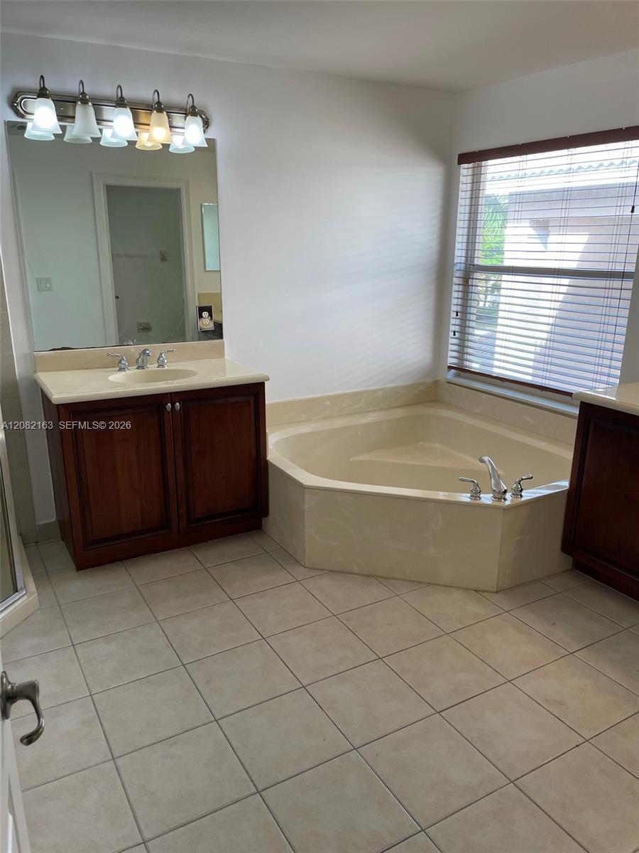 17404 SW 47th Ct # 0 — Photo 5