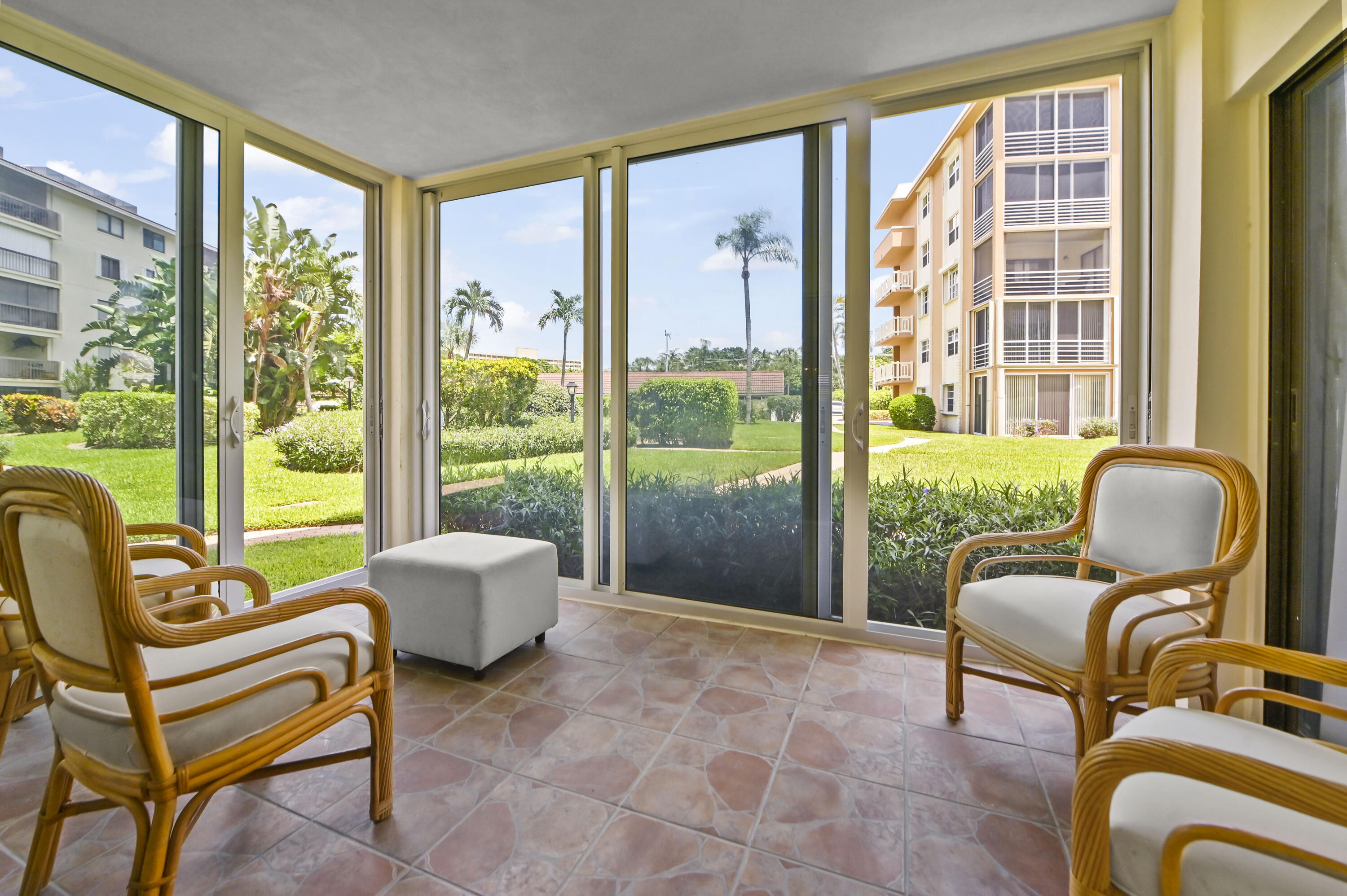 308 Golfview Road # 101 — Photo 4
