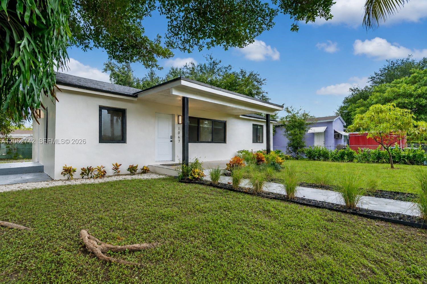 1067 NW 101st St, Miami FL 33150