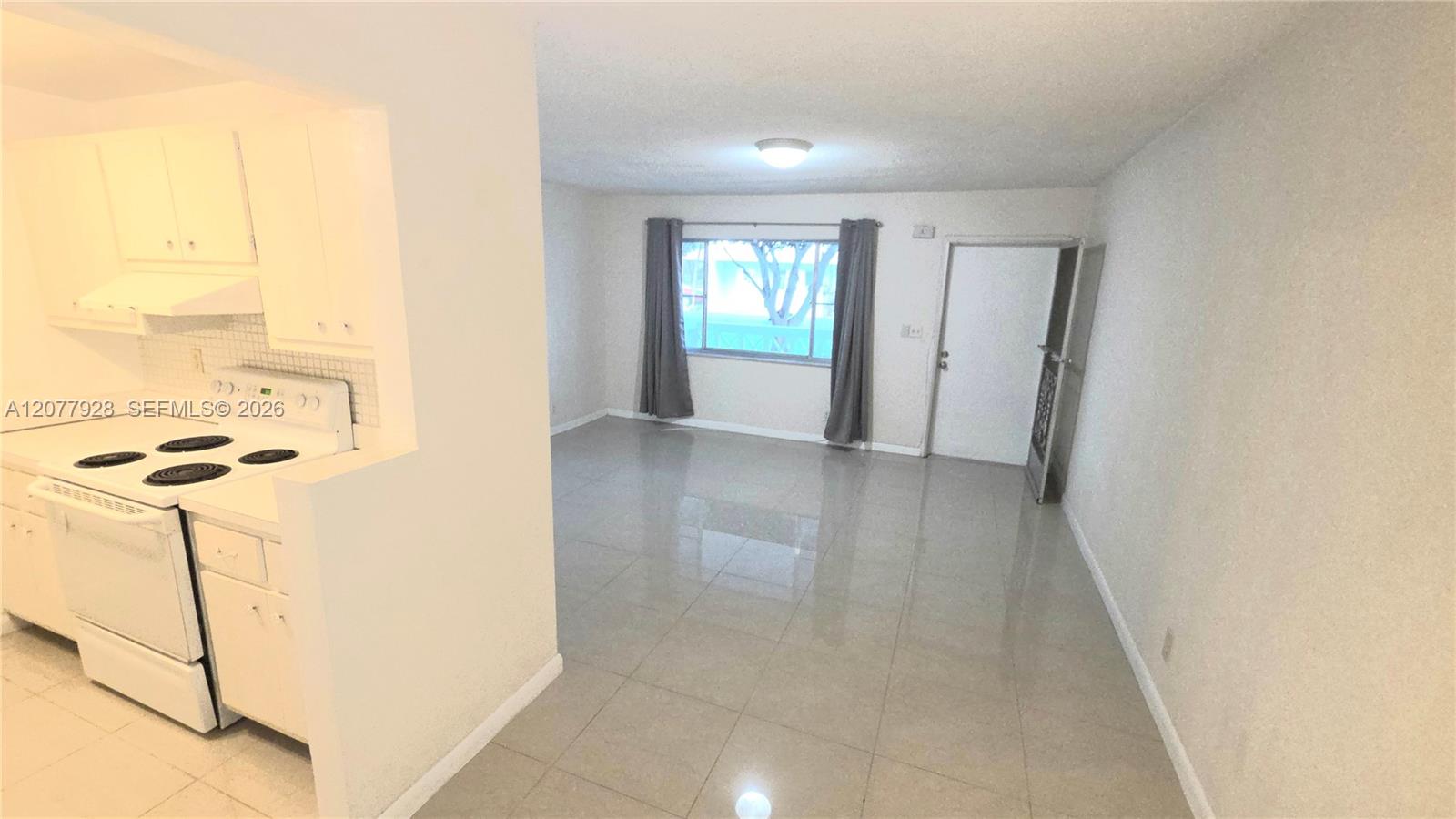 2170 NE 51st Ct # B3 — Photo 5