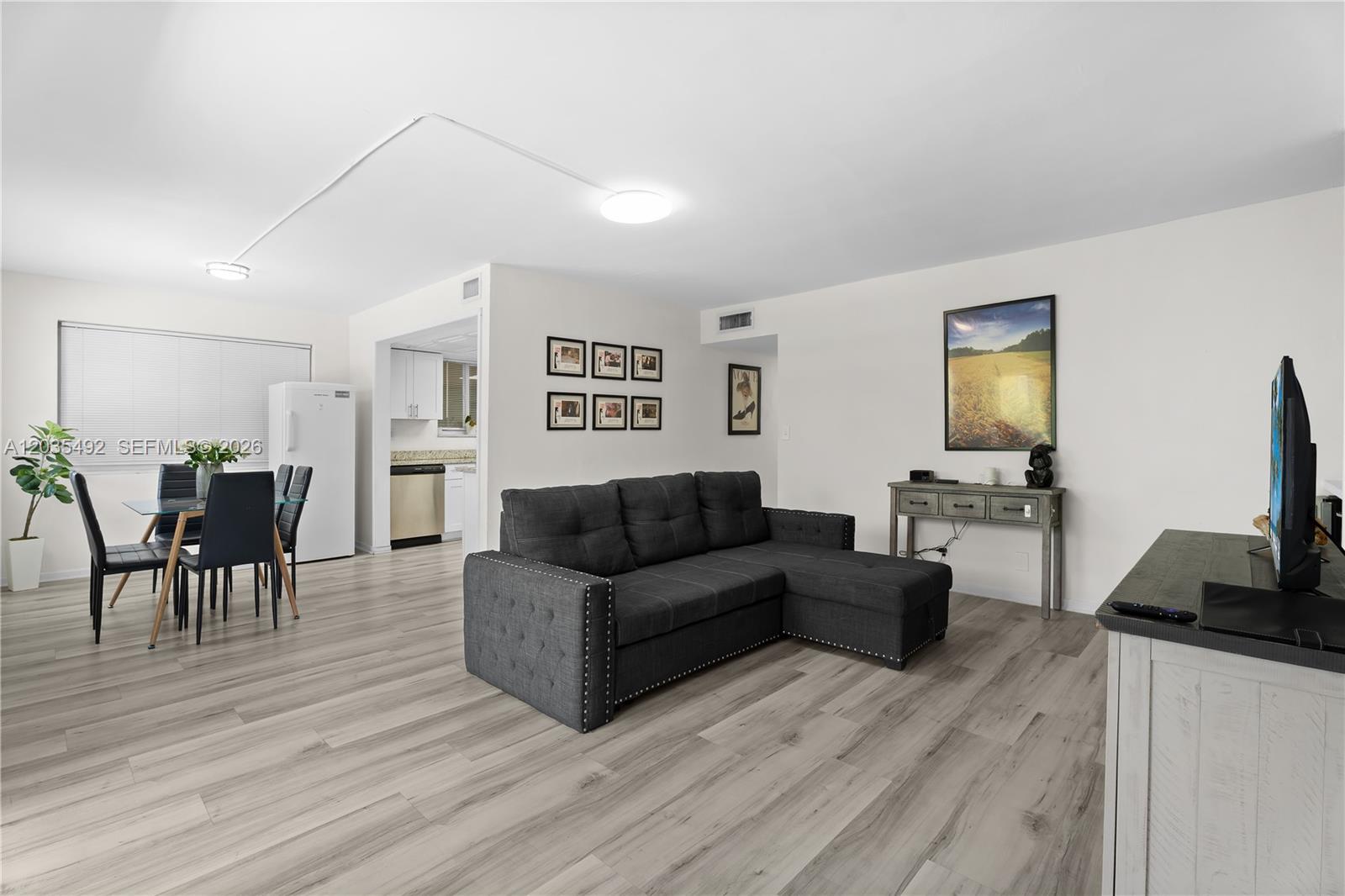 1601 Bay Rd # 7, Miami Beach FL 33139